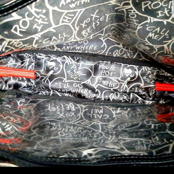 💜HOSTPICK💜Betsey Johnson bag - Picture 7 of 8